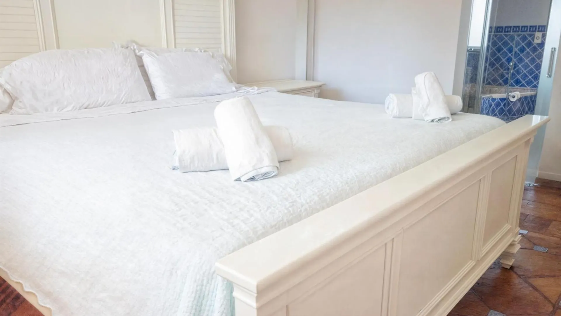 Villa Luna- Pool With Jacuzzi By The Beach Estepona