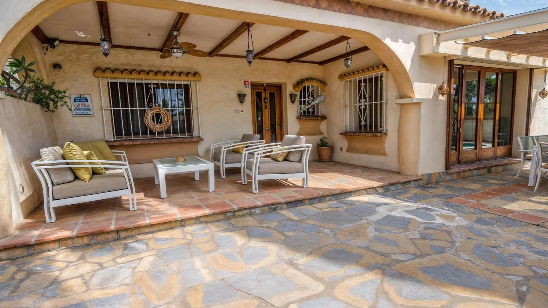 Villa Luna- Pool With Jacuzzi By The Beach Estepona