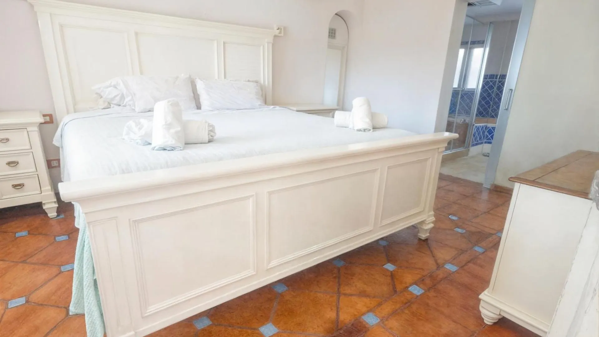 Villa Luna- Pool With Jacuzzi By The Beach Estepona Spain